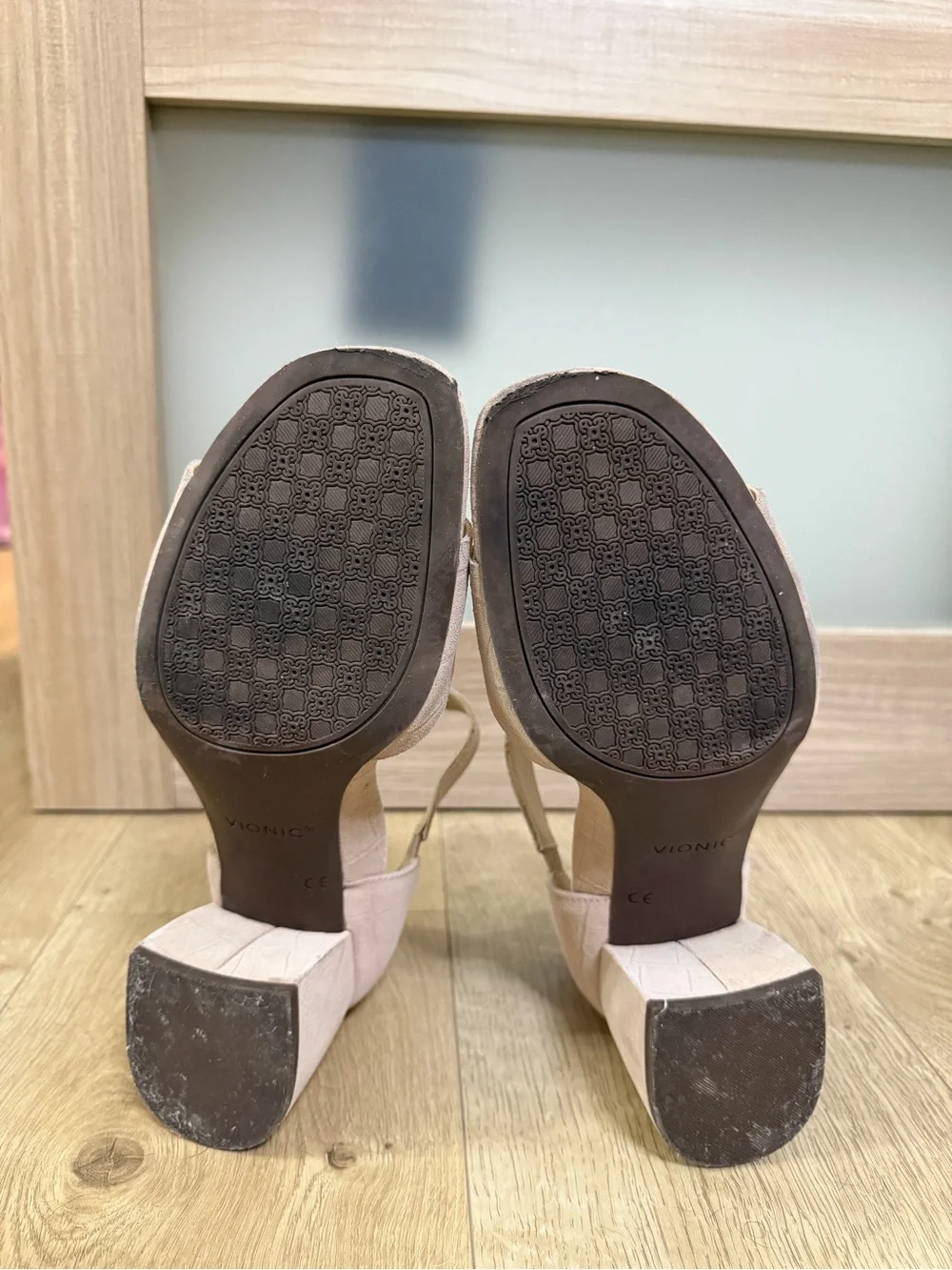 Vionic stylish sandals
